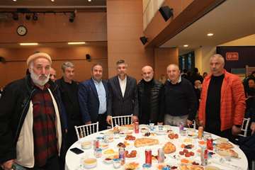 Başkan Ocaklı Şile Sivaslılar Derneği İftar Programına Katıldı      