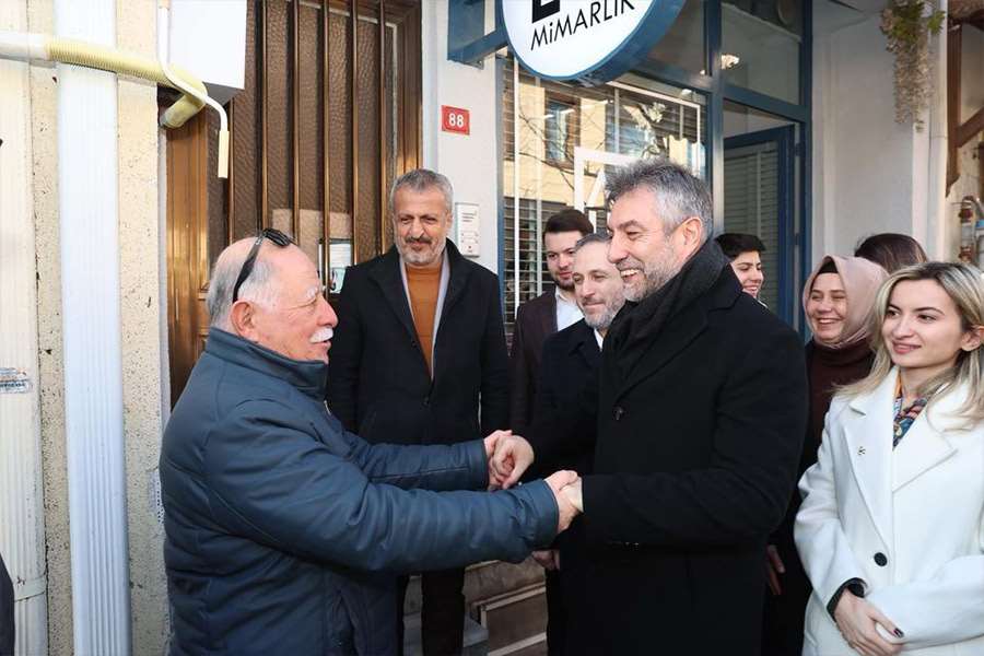 Başkan İlhan Ocaklı Üsküdar Caddesi Esnaflarını Ziyaret Etti