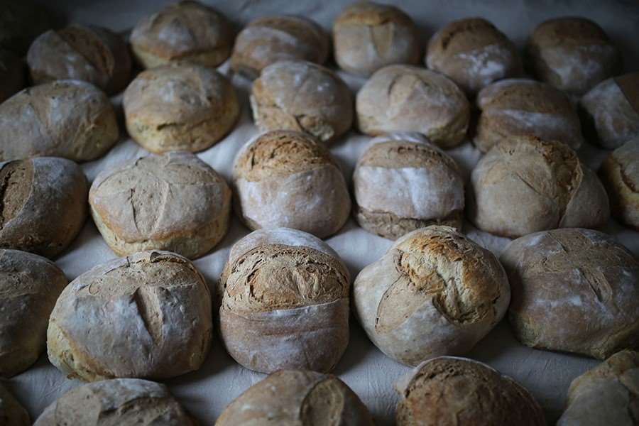 Ekşi Mayalı Köy Ekmeği