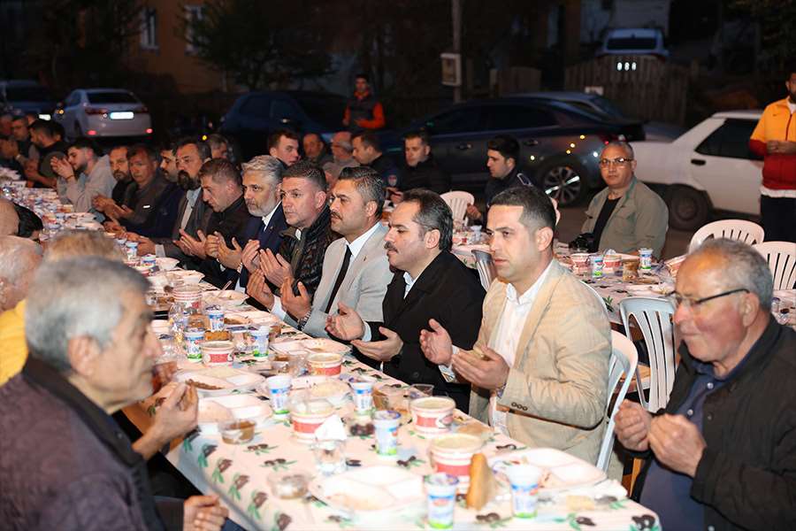 Şile Belediye Başkanı Özgür Kabadayı Kızılcaköy’de Mahalle Sakinleriyle Buluştu