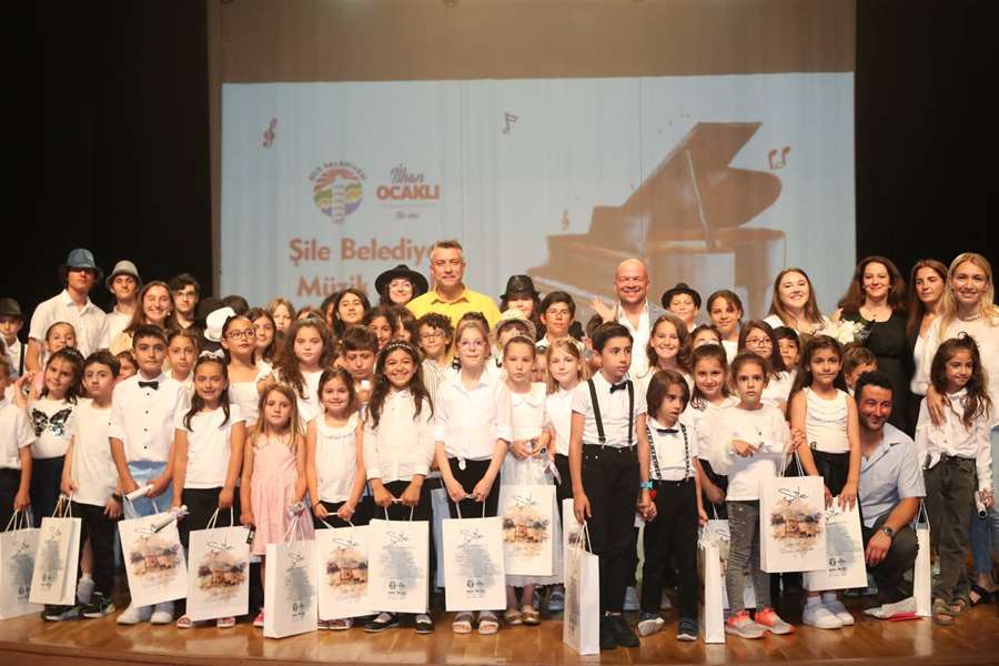 Şile Belediyesi Müzik Okulu Öğrencileri Konservatuvar Yolunda
