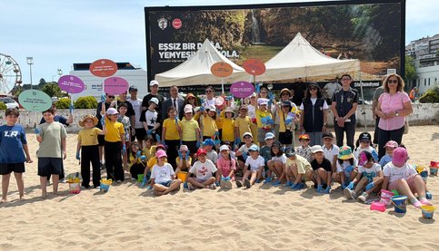 Şile'nin Geleceği İçin Sahilde Mikroplastik Avı