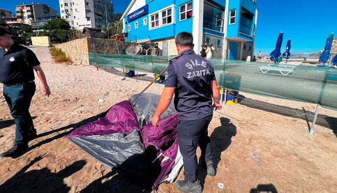Şile Sahillerinde Sıkı Denetim: Kaçak Çadırlara Müdahale Edildi